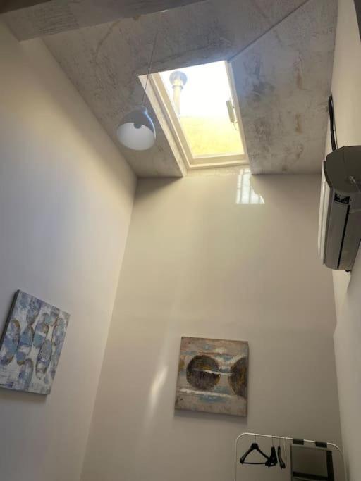 Studio In Barrio Salamanca Madrid Luaran gambar